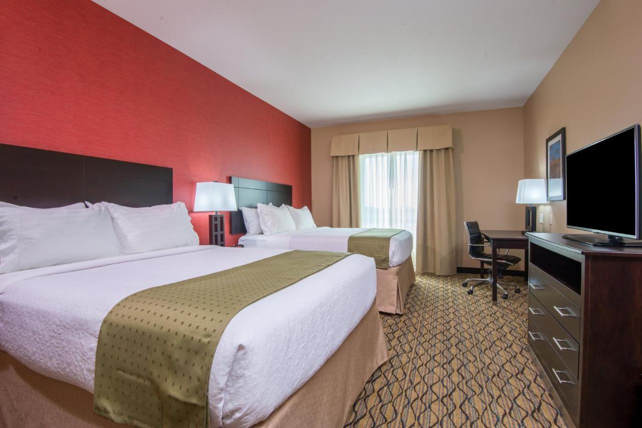 Holiday Inn Salina By Ihg Kültér fotó